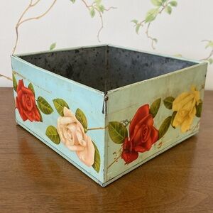 Vintage Carr Biscuit Rose Floral Tin Metal Storage Box - Carlisle, England